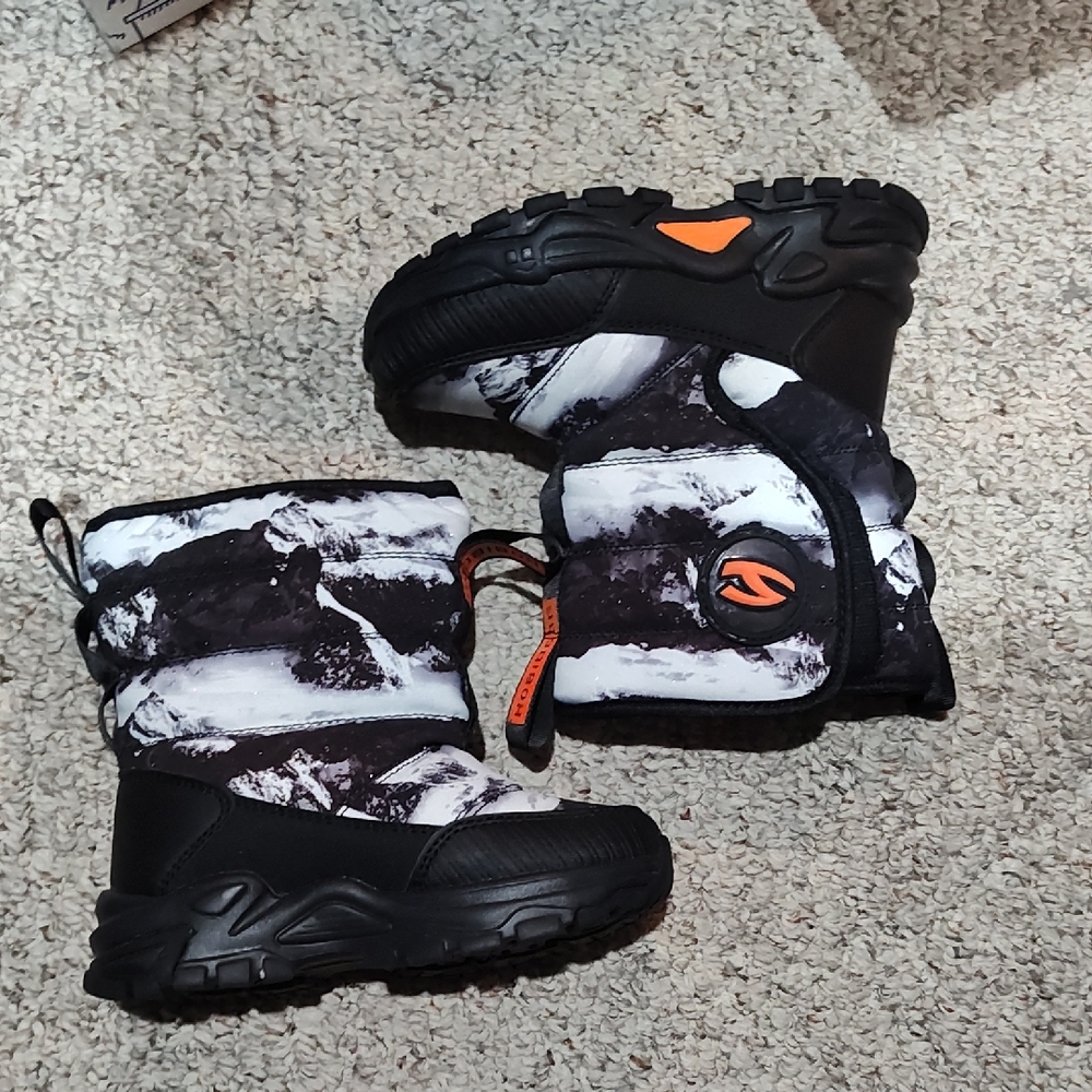 Kids Black and White Snow Boots